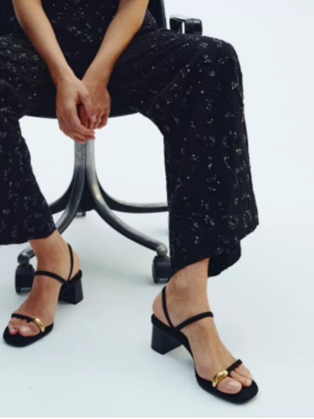 Zara block heel suede black sandals with a gold ring 37 6.5